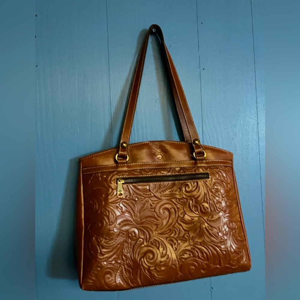 Patricia Nash tooled satchel